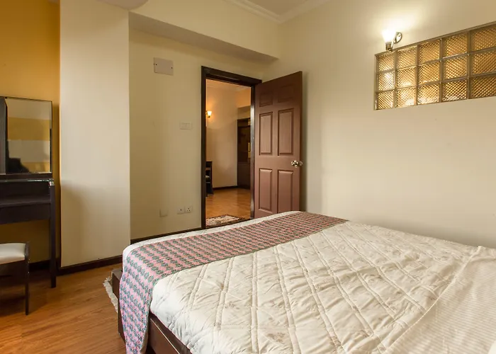 Swayambhu & Apartments- Sitapaila Apartamento